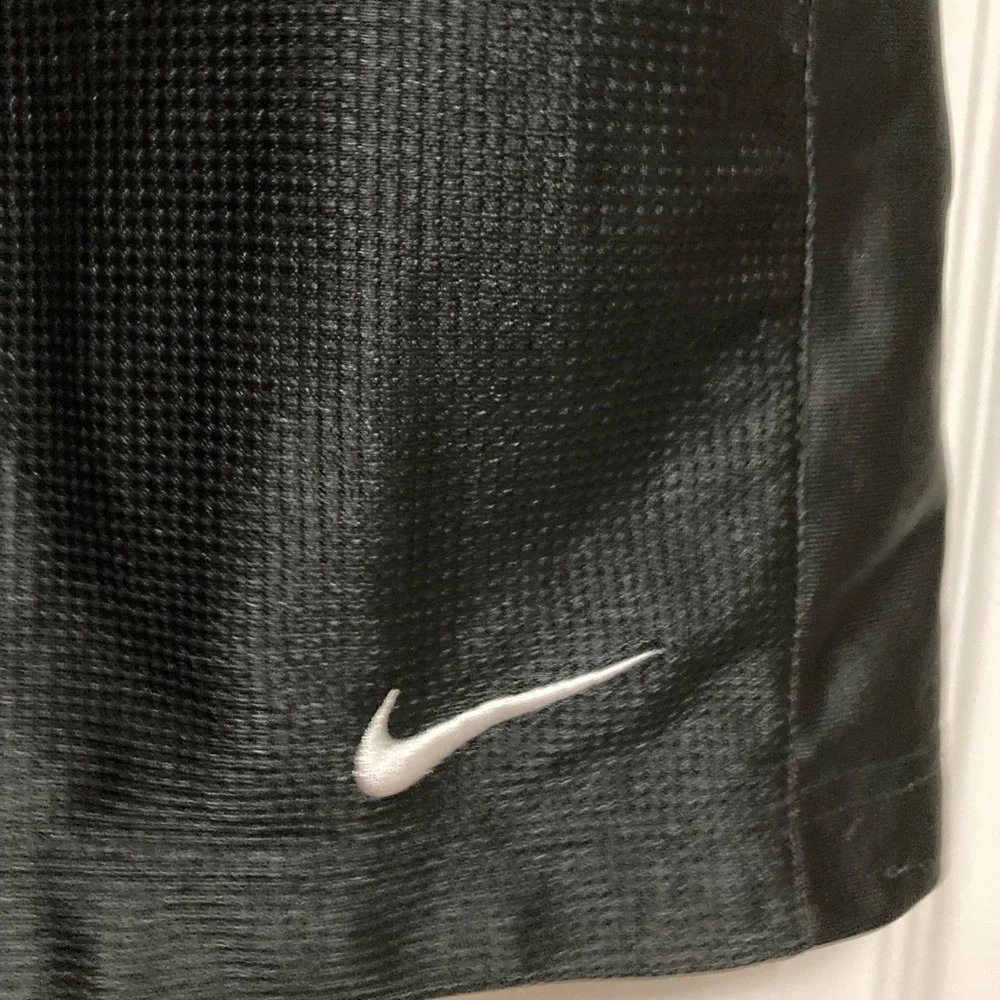 Nike kids black